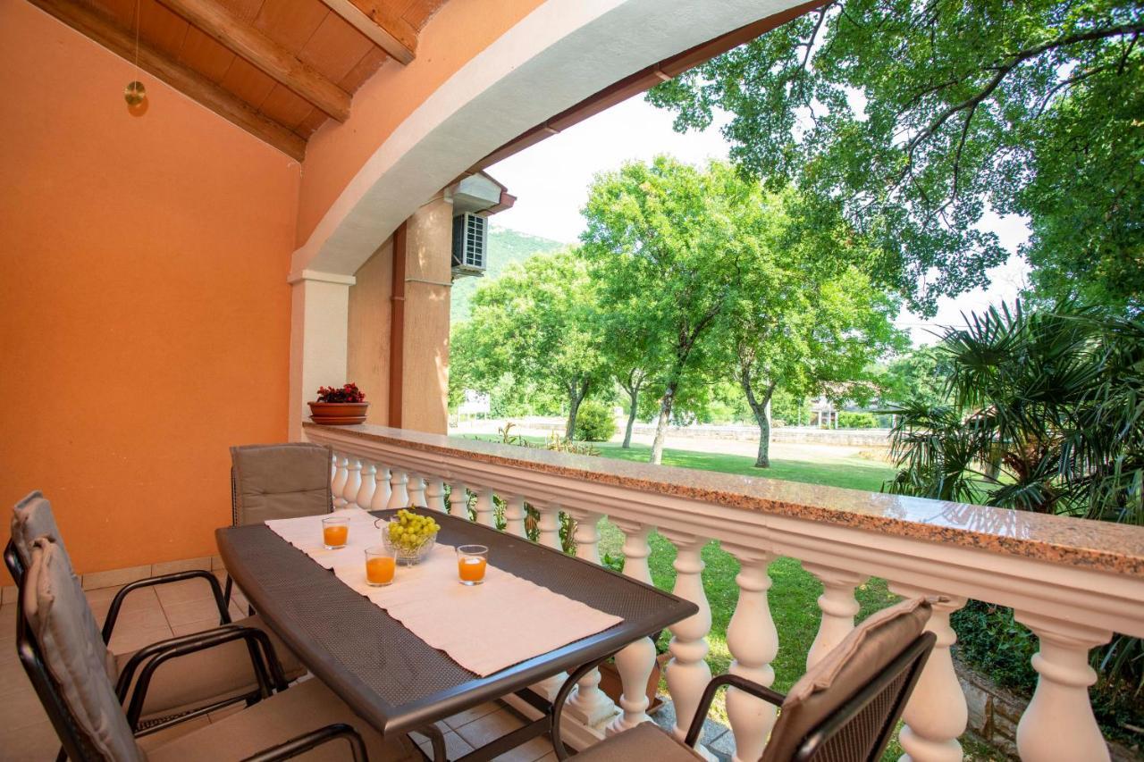 Apartmani Marica โพลมิน ภายนอก รูปภาพ