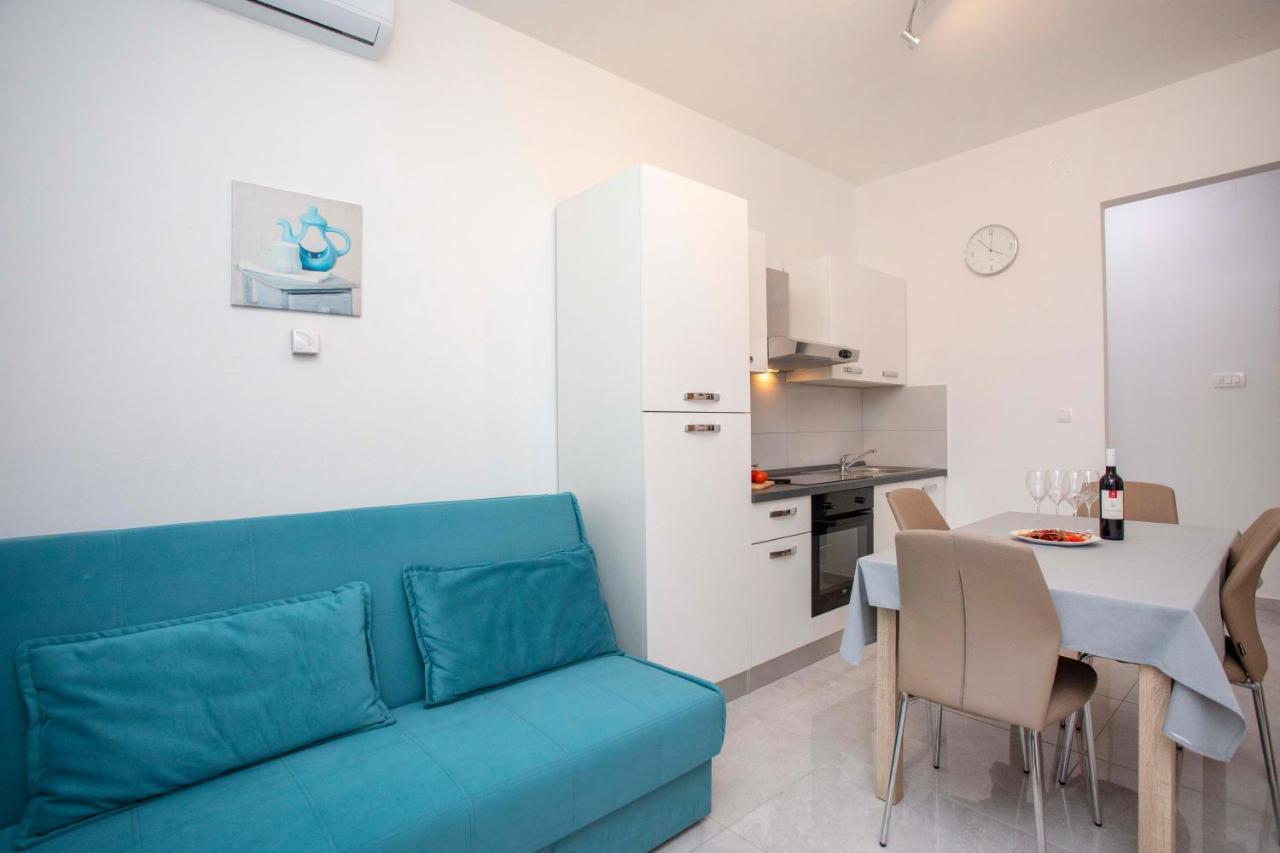 Apartmani Marica โพลมิน ภายนอก รูปภาพ