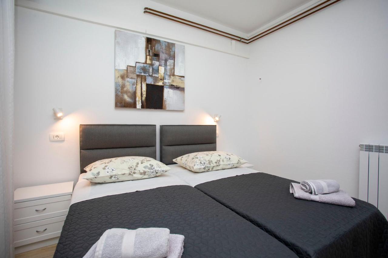 Apartmani Marica โพลมิน ภายนอก รูปภาพ