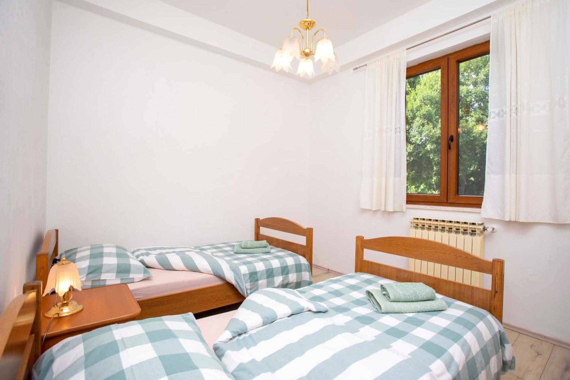 Apartmani Marica โพลมิน ห้อง รูปภาพ