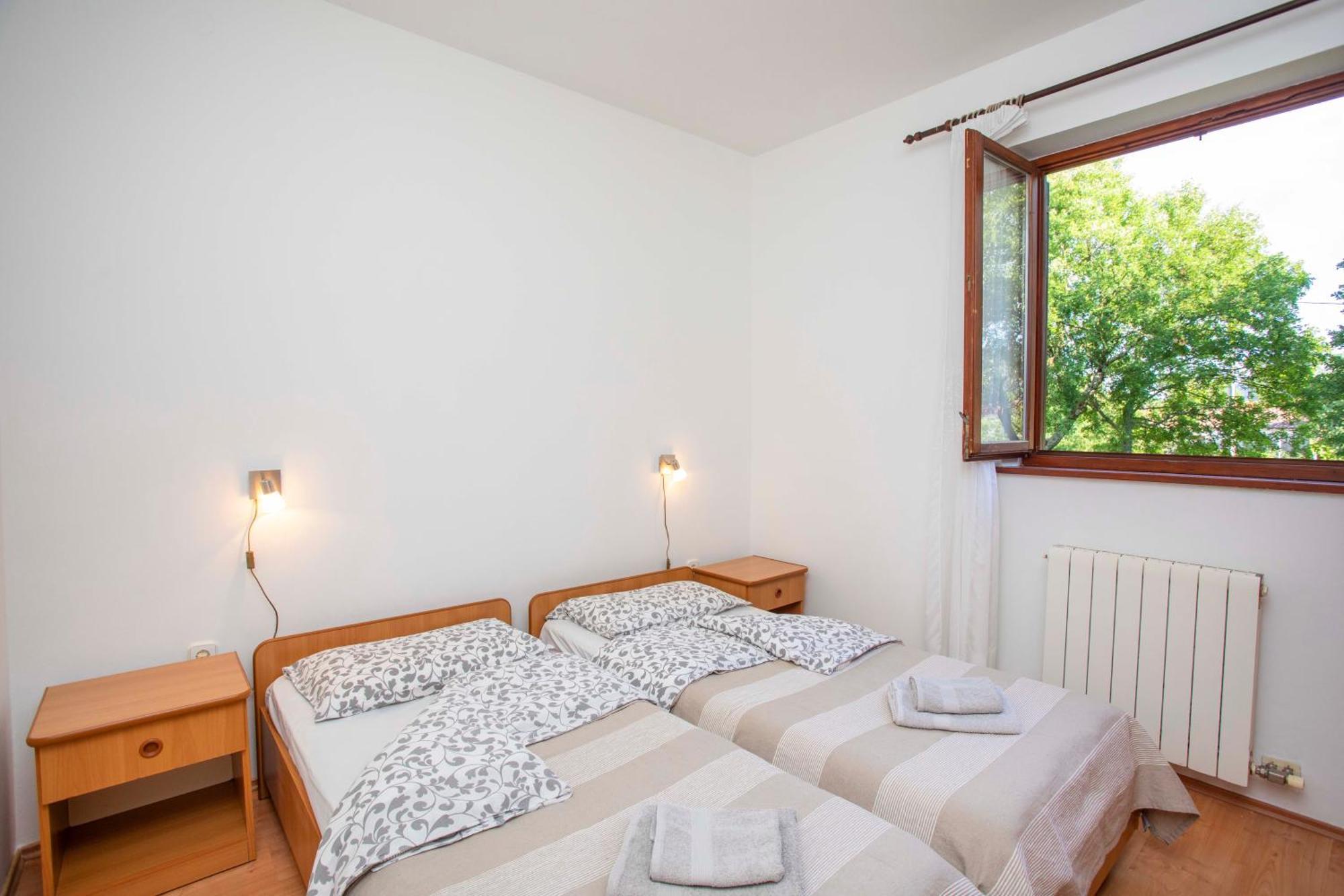 Apartmani Marica โพลมิน ห้อง รูปภาพ